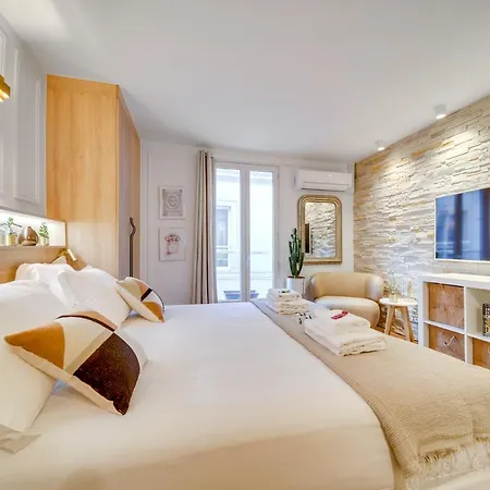 Historical By Architect - Louvre * باريس